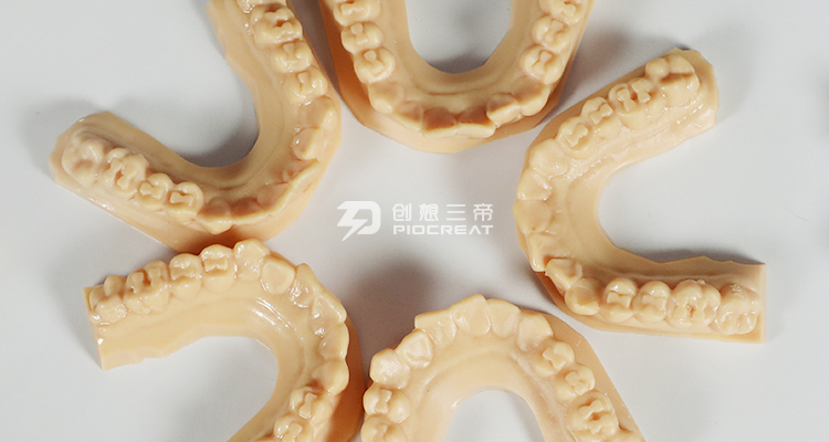 大尺寸齿科光固化3d打印机助力工厂实现批量化出产